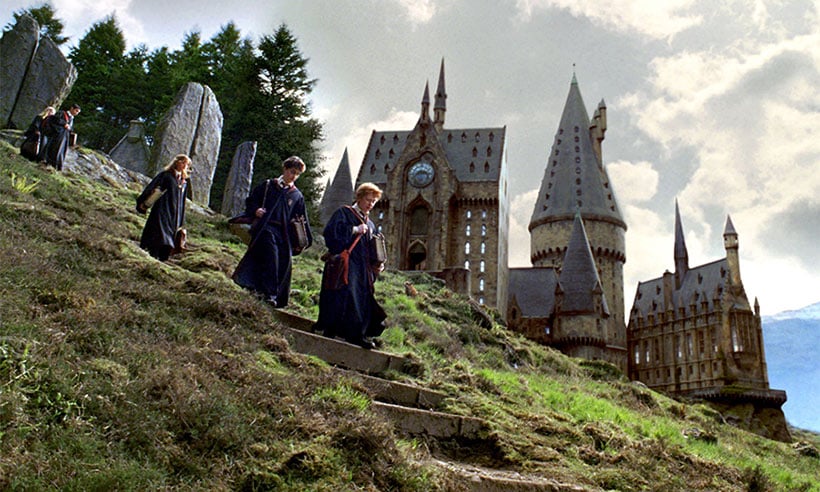 Harry-Potter-hogwarts-castle-t